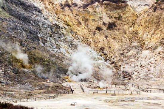 
Flegrejska polja u velikom vulkanu blizu Napulja u Italiji.