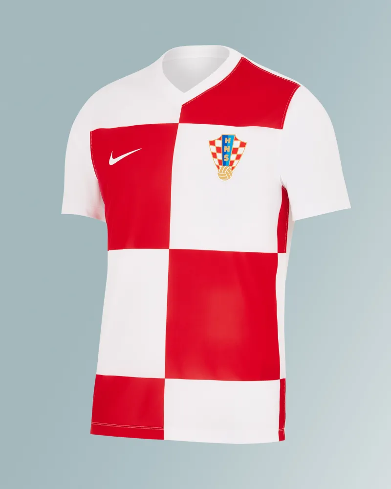 Dres hrvatske nogometne reprezentacije