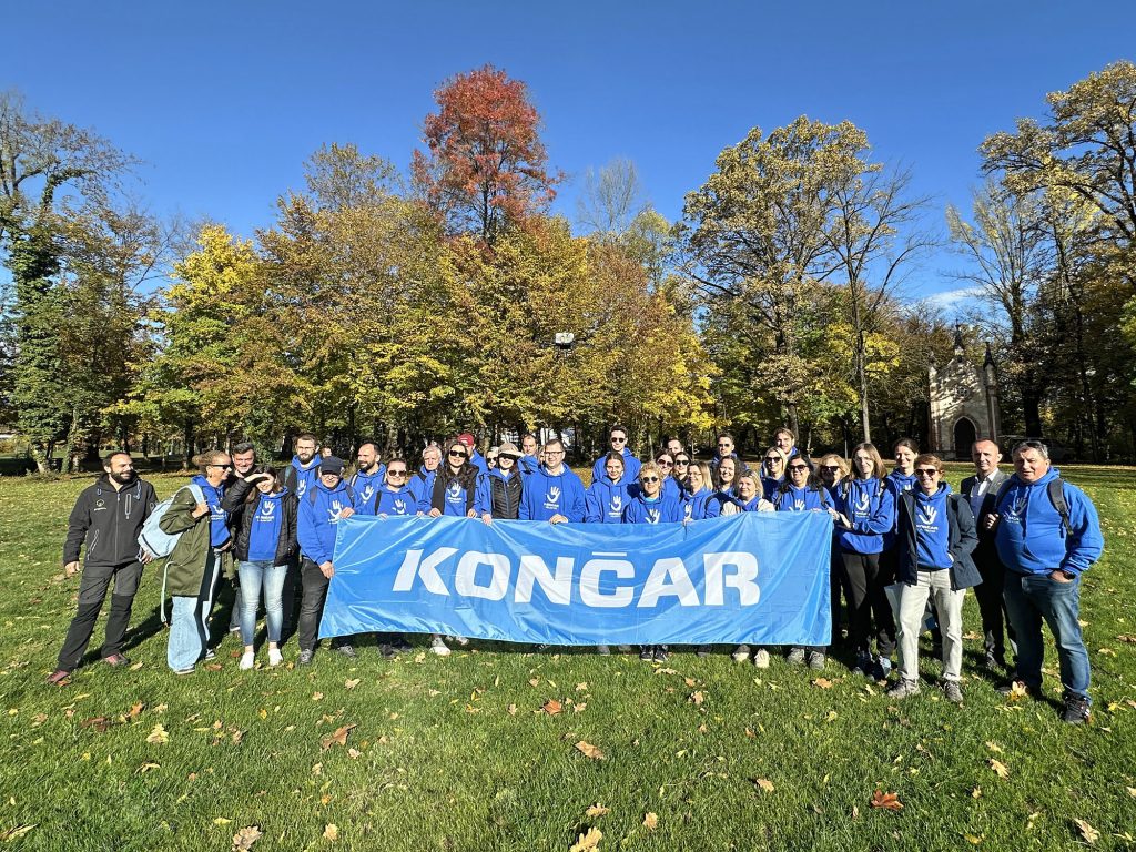 KONČAREVI volonteri sa stručnjacima iz Projecta O2 i zamjenikom gradonačelnika Zaprešića, Željkom Barunom