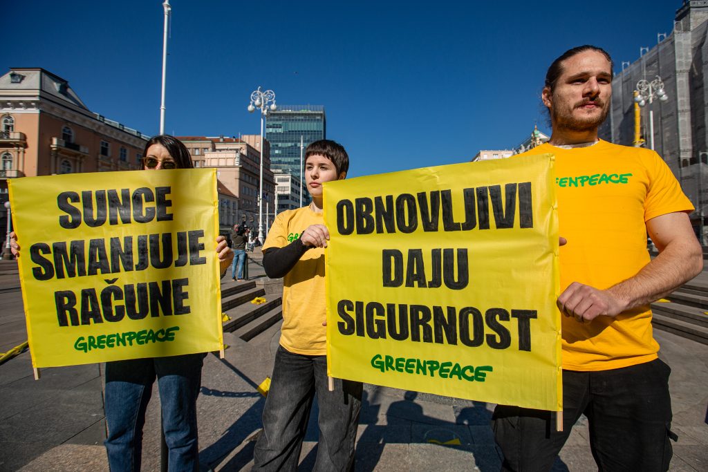 Aktivisti Greenpeacea