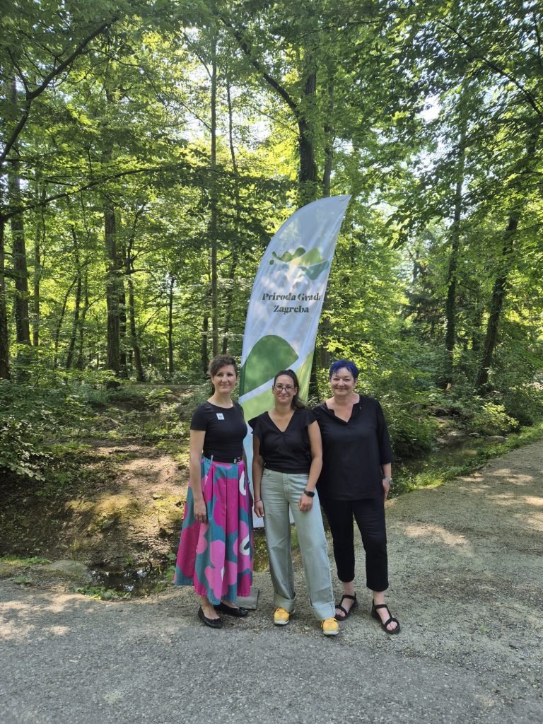 Ida Čarnohorski, Nika Dolenc i Irina Zupan
