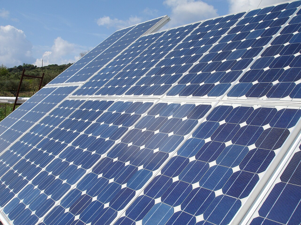 Solarni uređaj za praćenje u Lixouriju, Kefalonija, Grčka