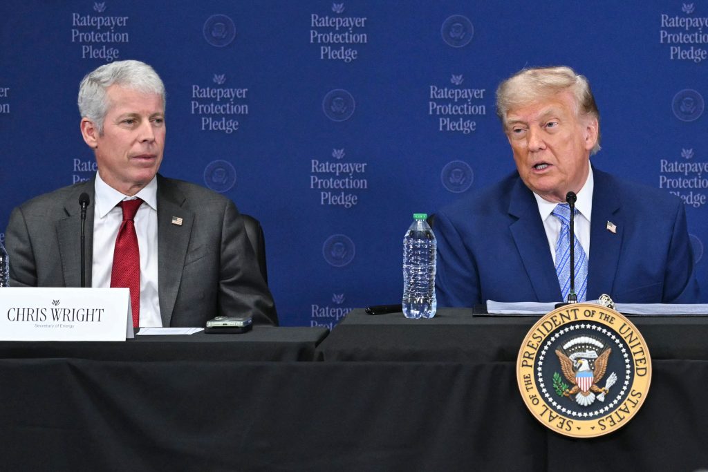Američki ministar energetike Chris Wright i američki predsjednik Donald Trump